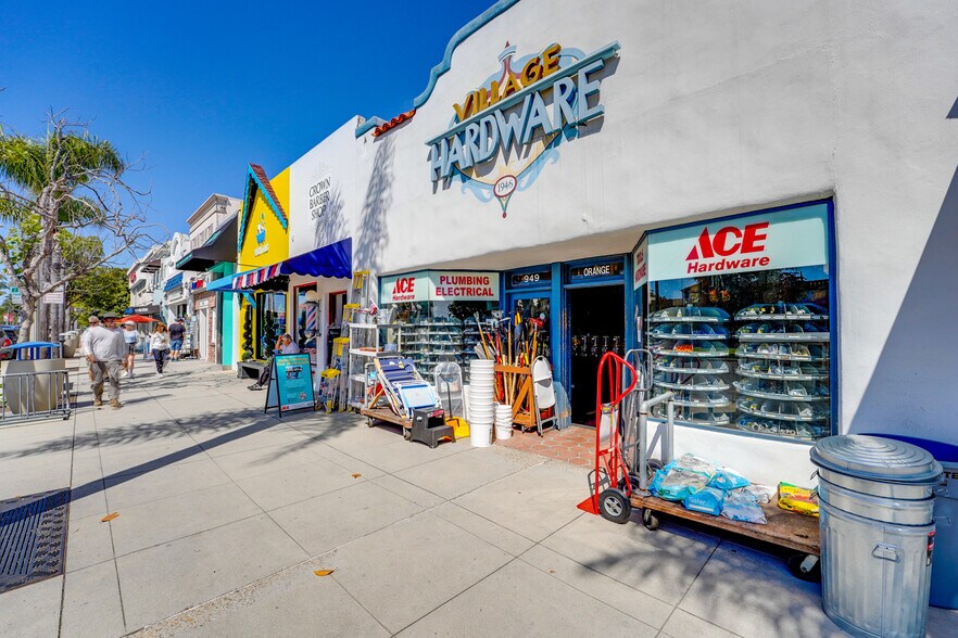 949-951 Orange Ave, Coronado, CA à louer - Photo de l’immeuble – Image 3 sur 10