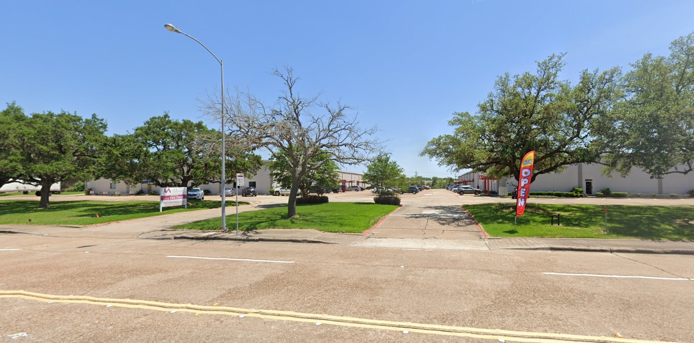 902-910 Gemini, Houston, TX à louer Photo de l’immeuble– Image 1 sur 7