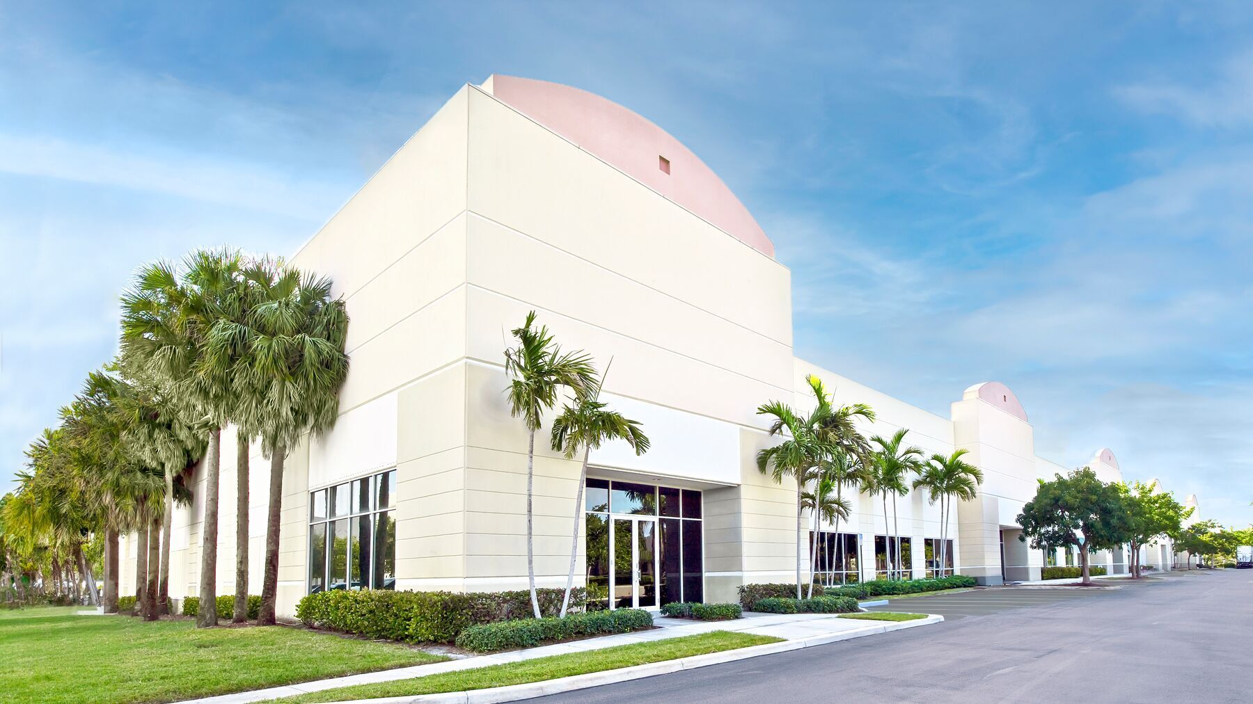 2100 SW 2nd St, Pompano Beach, FL à louer Photo de l’immeuble– Image 1 sur 5