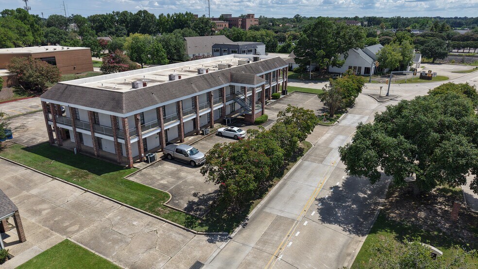 7423 Picardy Ave, Baton Rouge, LA à vendre - Photo de l’immeuble – Image 1 sur 54