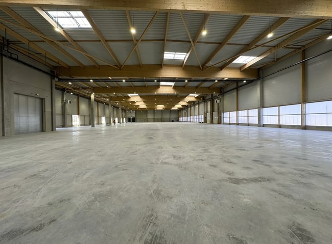 Plus de détails pour Industriel/Logistique à louer