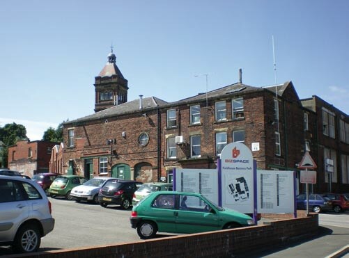 Fieldhouse Rd, Rochdale à louer - Photo de l’immeuble – Image 3 sur 5