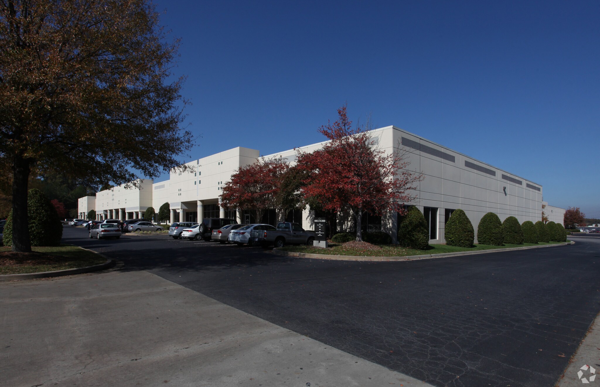 20 Southwoods Pky, Hapeville, GA à louer Photo principale– Image 1 sur 5
