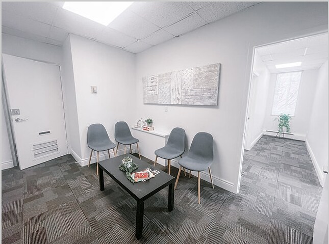 111 Waterloo St, London, ON à louer Photo intérieure– Image 1 sur 6