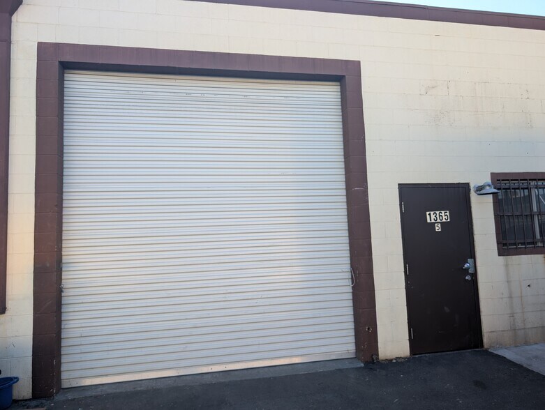 1355 Brooks St, Ontario, CA à louer - Photo de l’immeuble – Image 2 sur 33