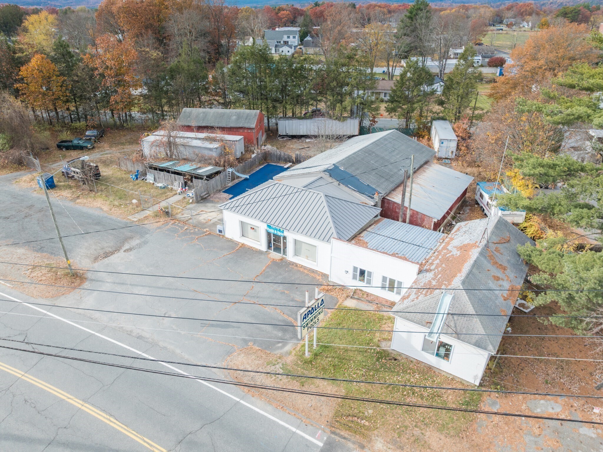 72 Unity St, Turners Falls, MA à vendre Photo de l’immeuble– Image 1 sur 43