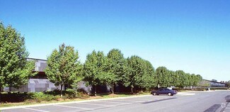 Plus de détails pour 2000 Cornwall Rd, Monmouth Junction, NJ - Local d'activités à louer