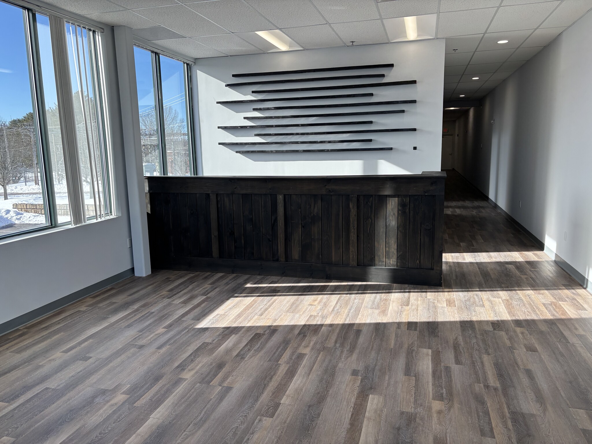 375-403 S Willow St, Manchester, NH à louer Photo principale– Image 1 sur 12