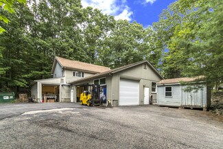 Plus de détails pour 1 Young Ln, Newmarket, NH - Local d’activités à vendre