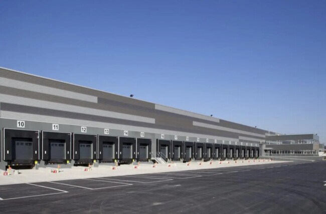 Plus de détails pour Bureau, Industriel/Logistique à louer