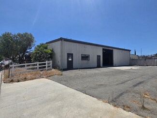 Plus de détails pour 605 Venture St, Escondido, CA - Industriel/Logistique à louer