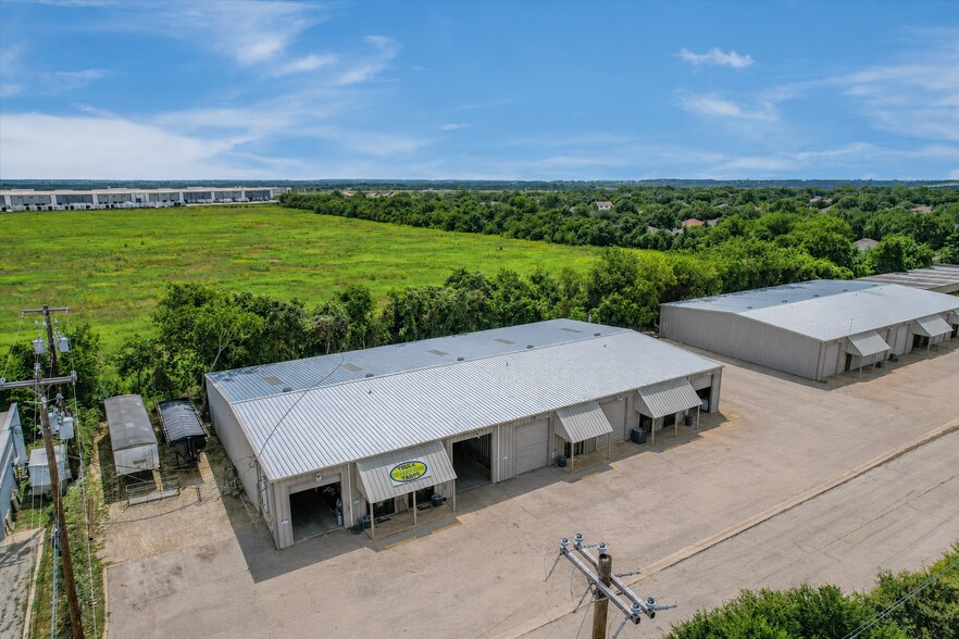 40134 Industrial Park Cir, Georgetown, TX à louer - Photo de l’immeuble – Image 2 sur 5