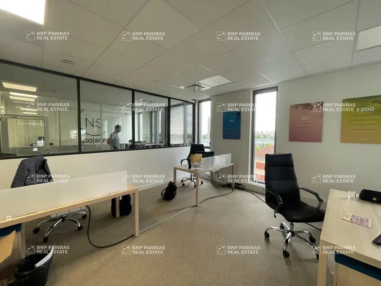 Bureau dans Fleury-les-Aubrais à louer - Photo intérieure – Image 2 sur 9