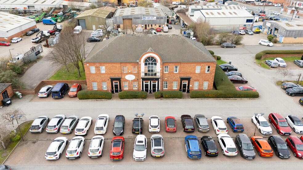 Taylors Ct, Rotherham à louer - Photo de l’immeuble – Image 2 sur 16