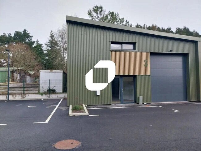 Plus de détails pour Bureau, Local d'activités à louer