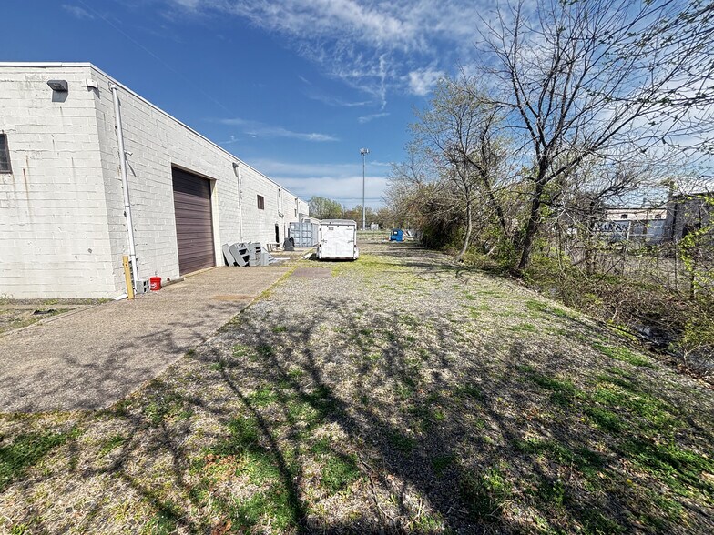 950 Miller Ave, Croydon, PA à vendre - Photo de l’immeuble – Image 3 sur 16