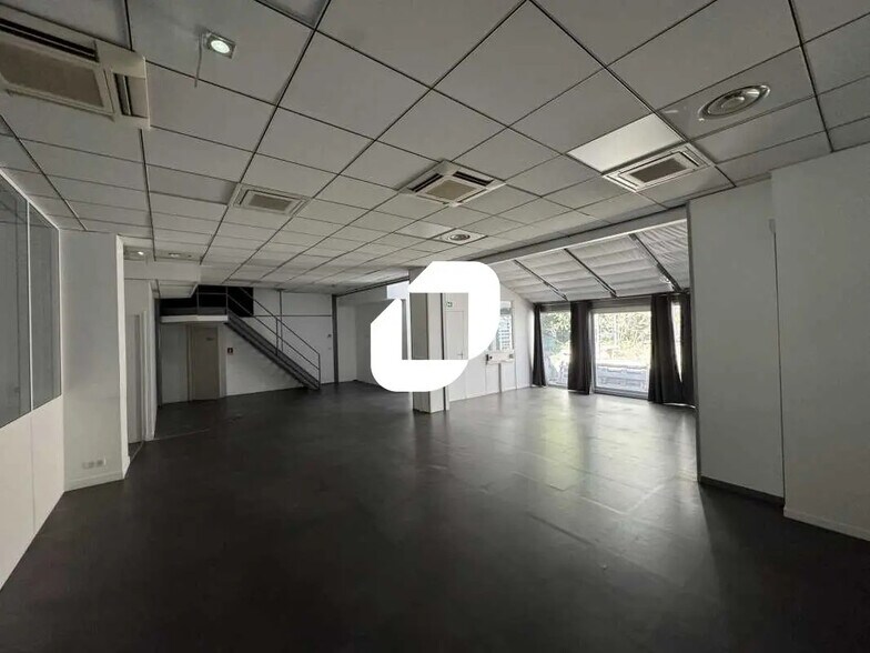 Bureau dans Gentilly à louer - Photo intérieure – Image 1 sur 8