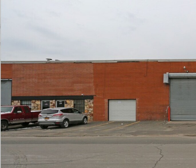 3480 Hampton Rd, Oceanside, NY à louer - Photo de l’immeuble – Image 1 sur 2