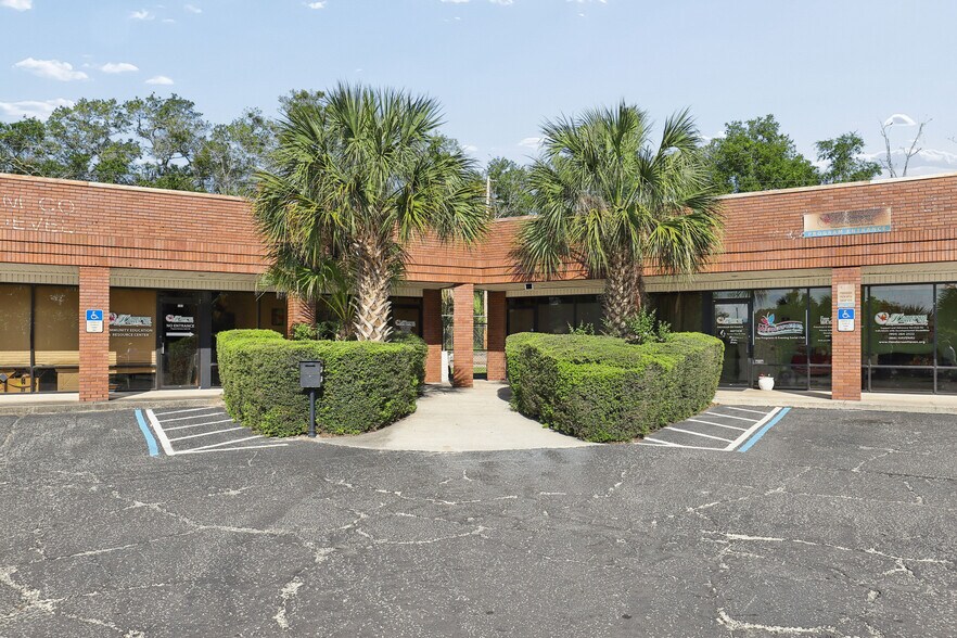 772 Foxridge Center Dr, Orange Park, FL à vendre - Photo principale – Image 1 sur 38