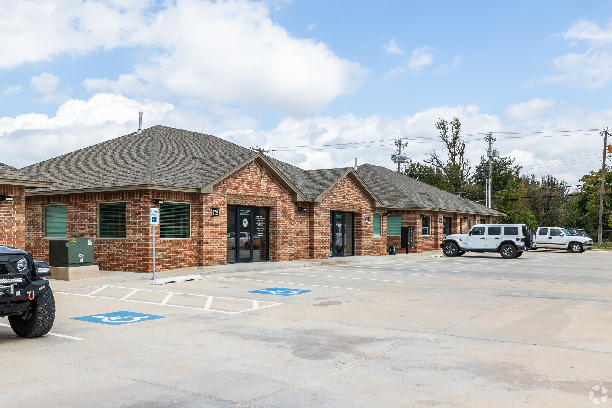 4107 N Council Rd, Bethany, OK à louer Photo principale– Image 1 sur 7