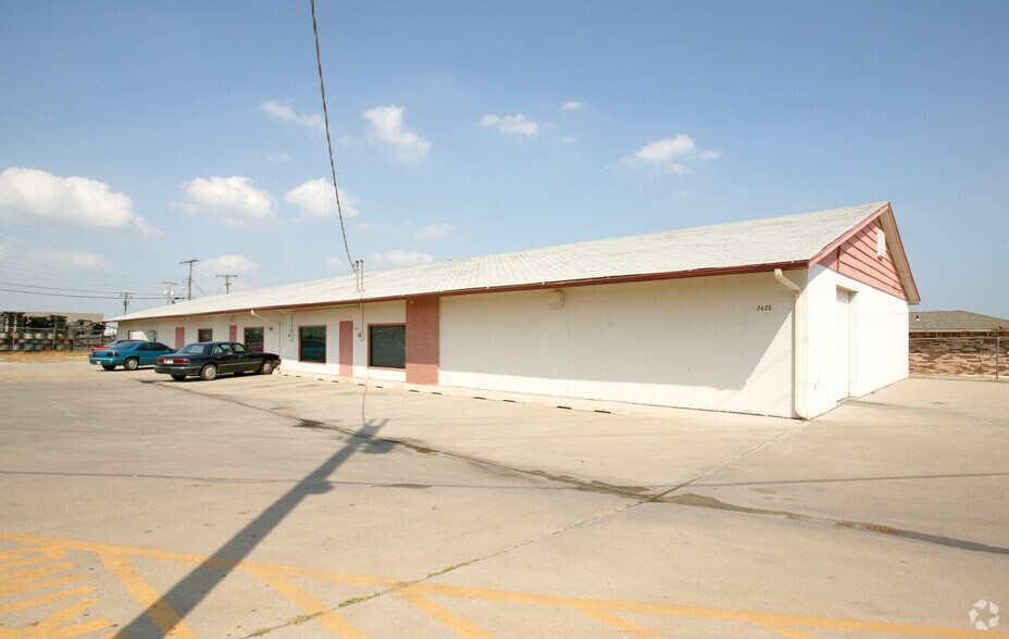 2428 N Janeway Ave, Oklahoma City, OK à vendre - Photo de l’immeuble – Image 2 sur 12