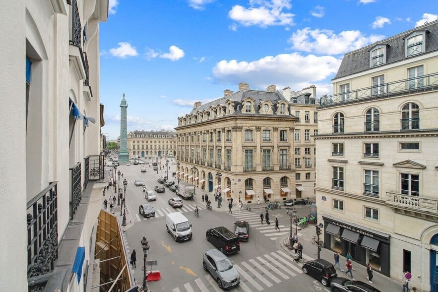 2 Rue De La Paix, Paris à louer - Photo de l’immeuble – Image 2 sur 7