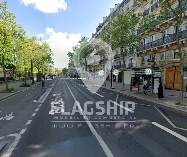 Plus de détails pour Local commercial à vendre