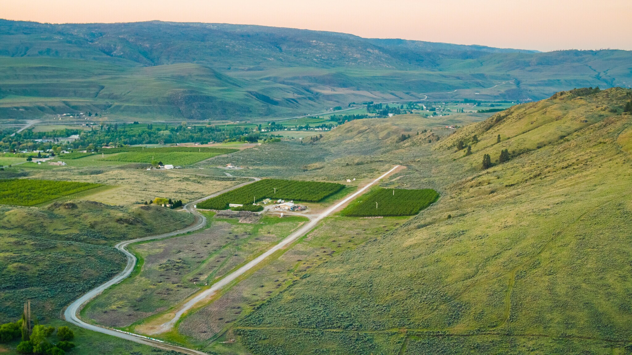 81 B E Dry Coulee Road, Okanogan, WA 98840, Okanogan, WA à vendre Photo principale– Image 1 sur 29