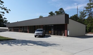 Plus de détails pour 21-29 Pine Grove Rd, Locust Grove, GA - Local d'activités à louer