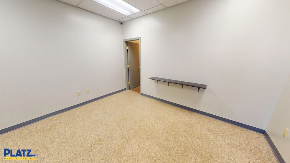 80 Elm St, Struthers, OH à louer - Photo de l’immeuble – Image 3 sur 13