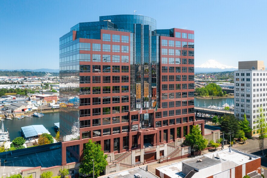 909 A St, Tacoma, WA à louer - Photo de l’immeuble – Image 2 sur 64