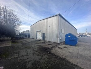 2440 W Commodore Way, Seattle, WA à louer Photo intérieure– Image 1 sur 2