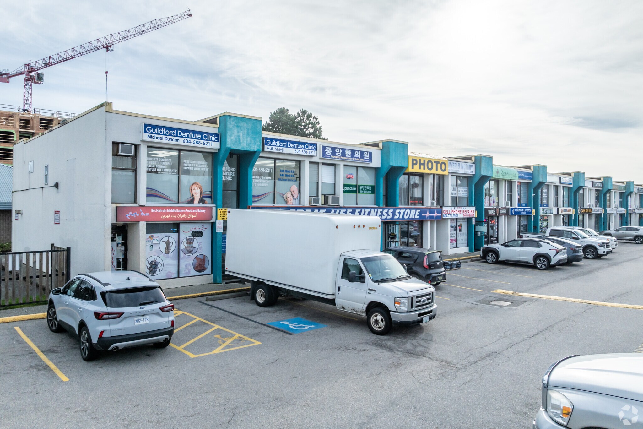 10196-10232 152nd St, Surrey, BC à louer Photo principale– Image 1 sur 4