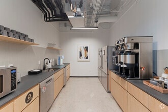 15051 N Kierland Blvd, Scottsdale, AZ à louer Photo intérieure– Image 2 sur 14