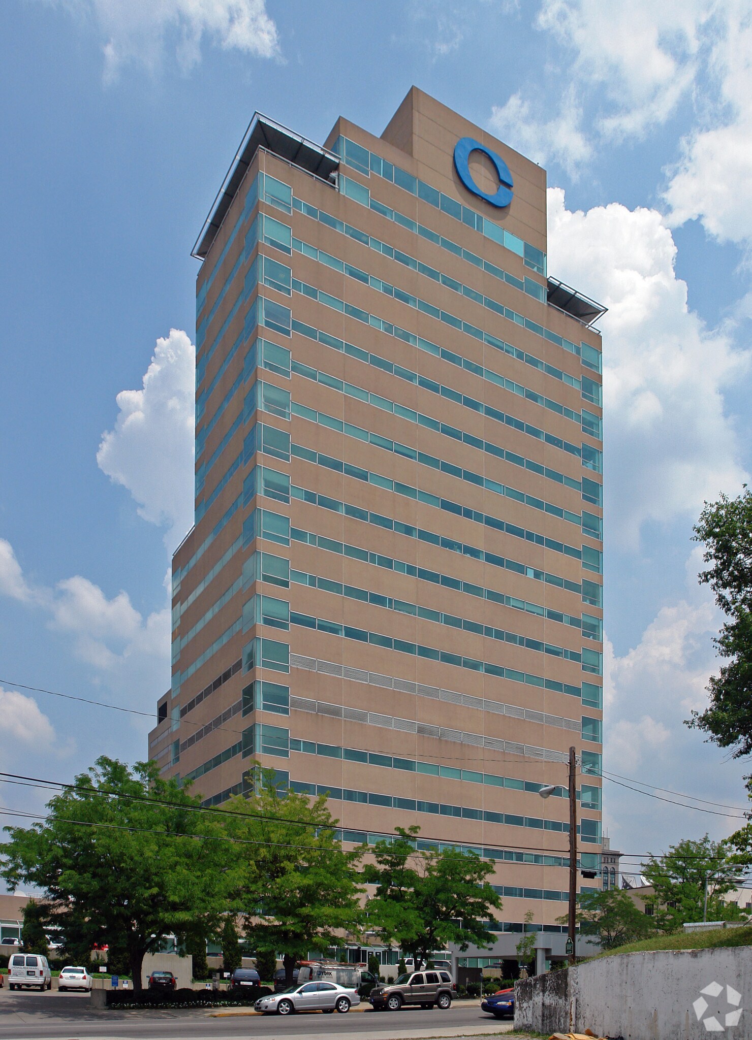 300 W Vine St, Lexington, KY à louer Photo principale– Image 1 sur 6