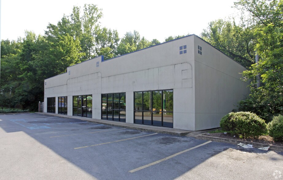 3742 Tennessee Ave, Chattanooga, TN à louer - Photo de l’immeuble – Image 2 sur 5