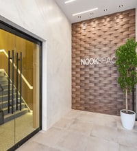 60-20 Woodside Ave, Woodside, NY à louer Hall d’entrée– Image 2 sur 6