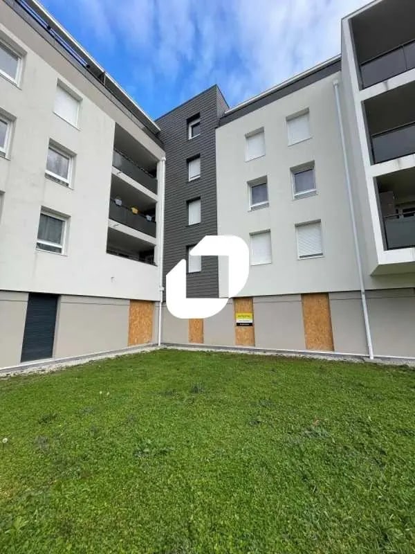 Chemin Des Prêles, Meylan à louer Photo de l’immeuble– Image 1 sur 13