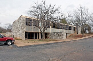 Plus de détails pour 820 NE 63rd St, Oklahoma City, OK - Bureau à vendre
