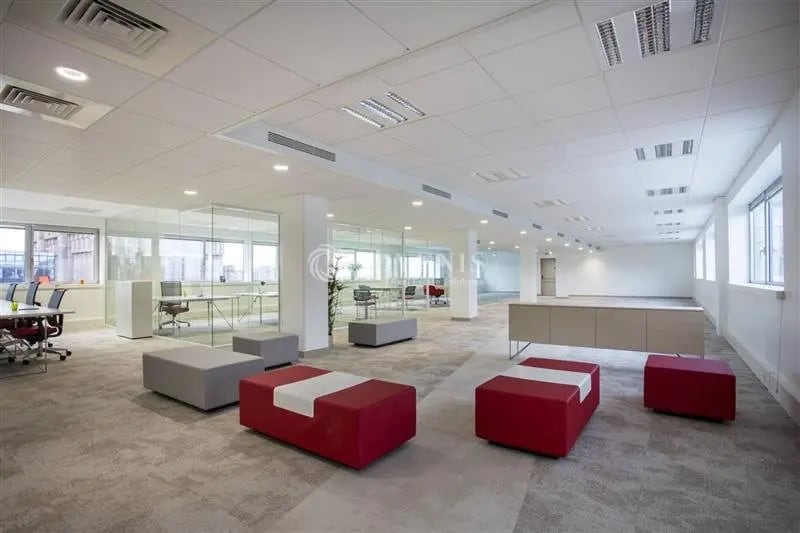 Bureau dans Noisy-le-Grand à louer - Photo intérieure – Image 1 sur 12