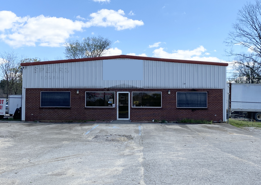1478 N Veterans Memorial Blvd, Tupelo, MS à vendre - Photo de l’immeuble – Image 1 sur 18