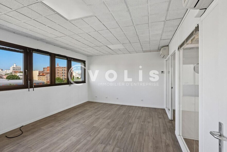 Bureau dans Ivry-sur-Seine à louer - Photo intérieure – Image 3 sur 15