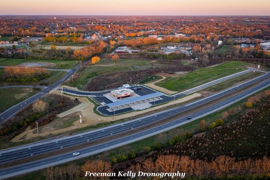 944 E Main Street Ext, Georgetown, KY à louer - Photo de l’immeuble – Image 3 sur 3