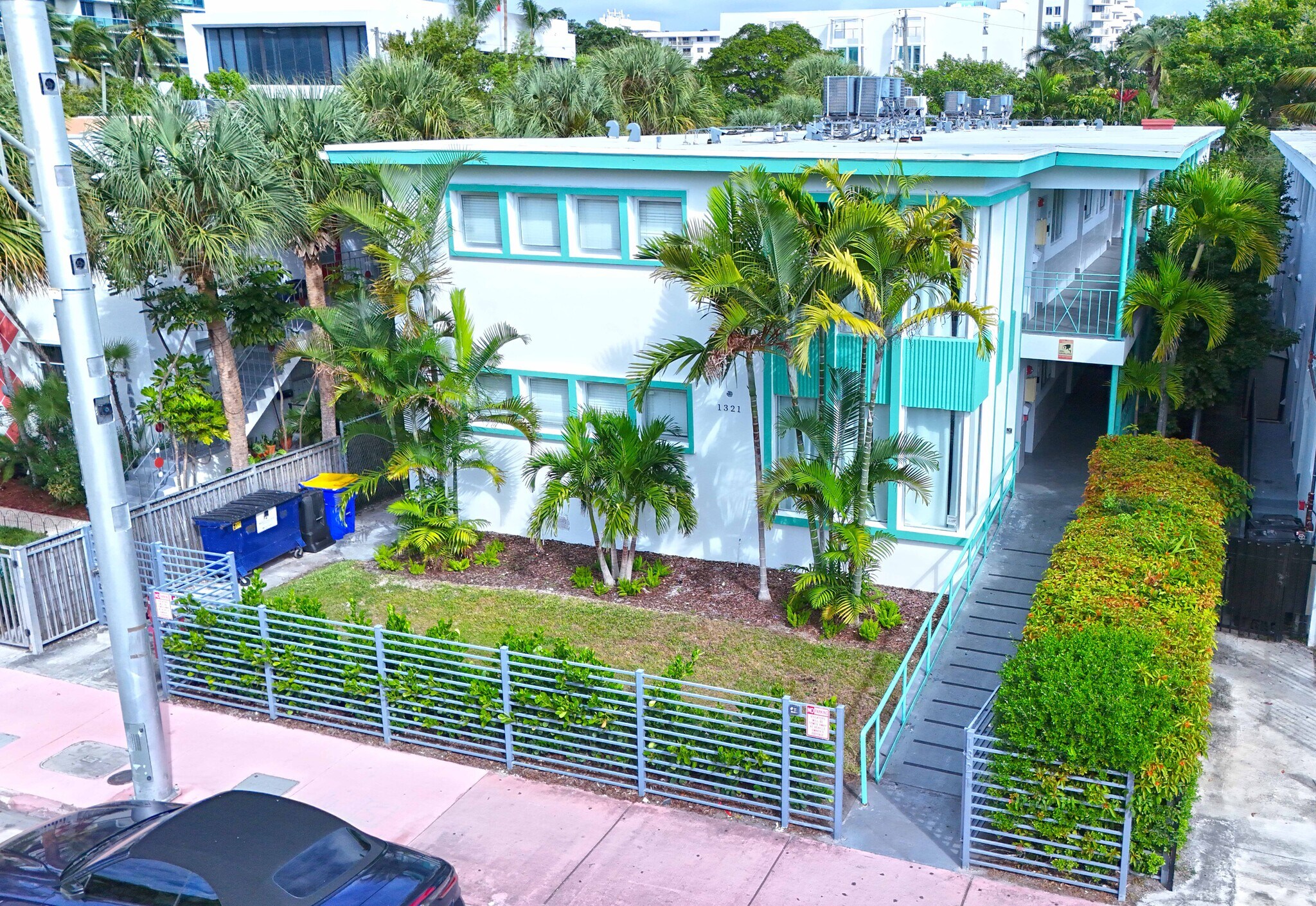 1321 15th St, Miami Beach, FL à vendre Photo principale– Image 1 sur 20