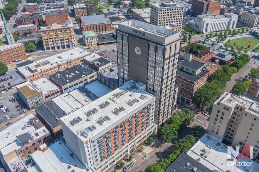 736 Market St, Chattanooga, TN à louer - Photo de l’immeuble – Image 2 sur 13