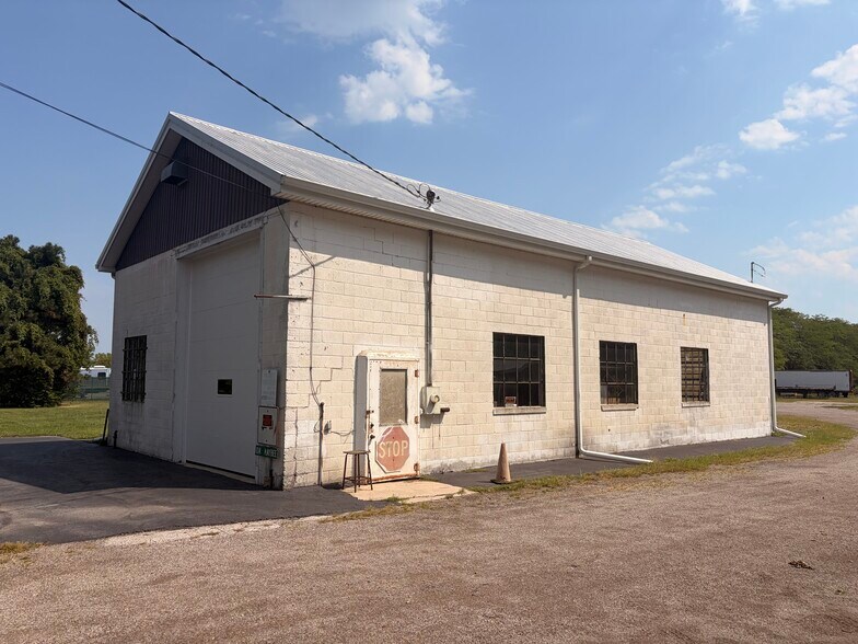 15350 S Telegraph Rd, Monroe, MI à vendre - Photo de l’immeuble – Image 2 sur 7