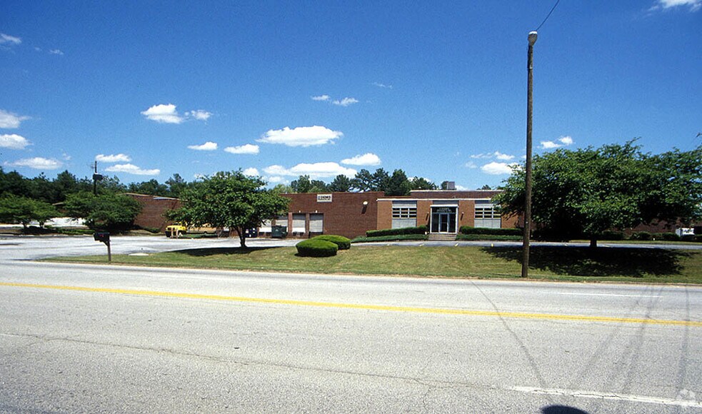 2738 Lithonia Industrial Blvd, Lithonia, GA à vendre - Photo de l’immeuble – Image 2 sur 5