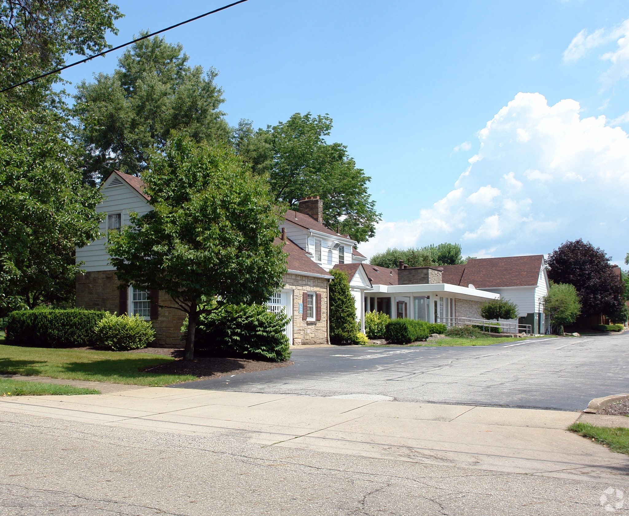 2614 E Market St, Warren, OH à vendre Photo principale– Image 1 sur 5