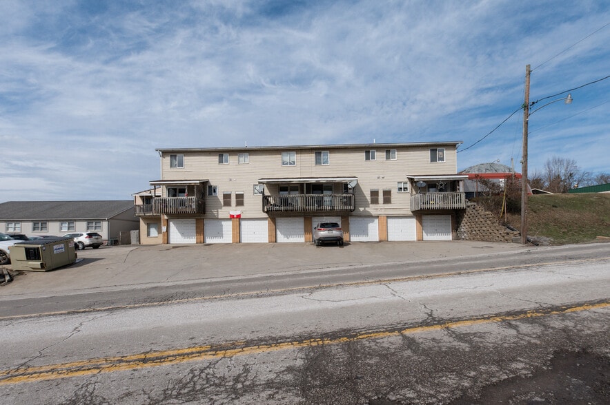 18 Powers Ct, Westover, WV à vendre - Photo de l’immeuble – Image 3 sur 16