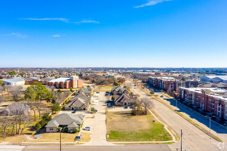 8609 Mid Cities Blvd, North Richland Hills, TX à louer - Aérien – Image 2 sur 10